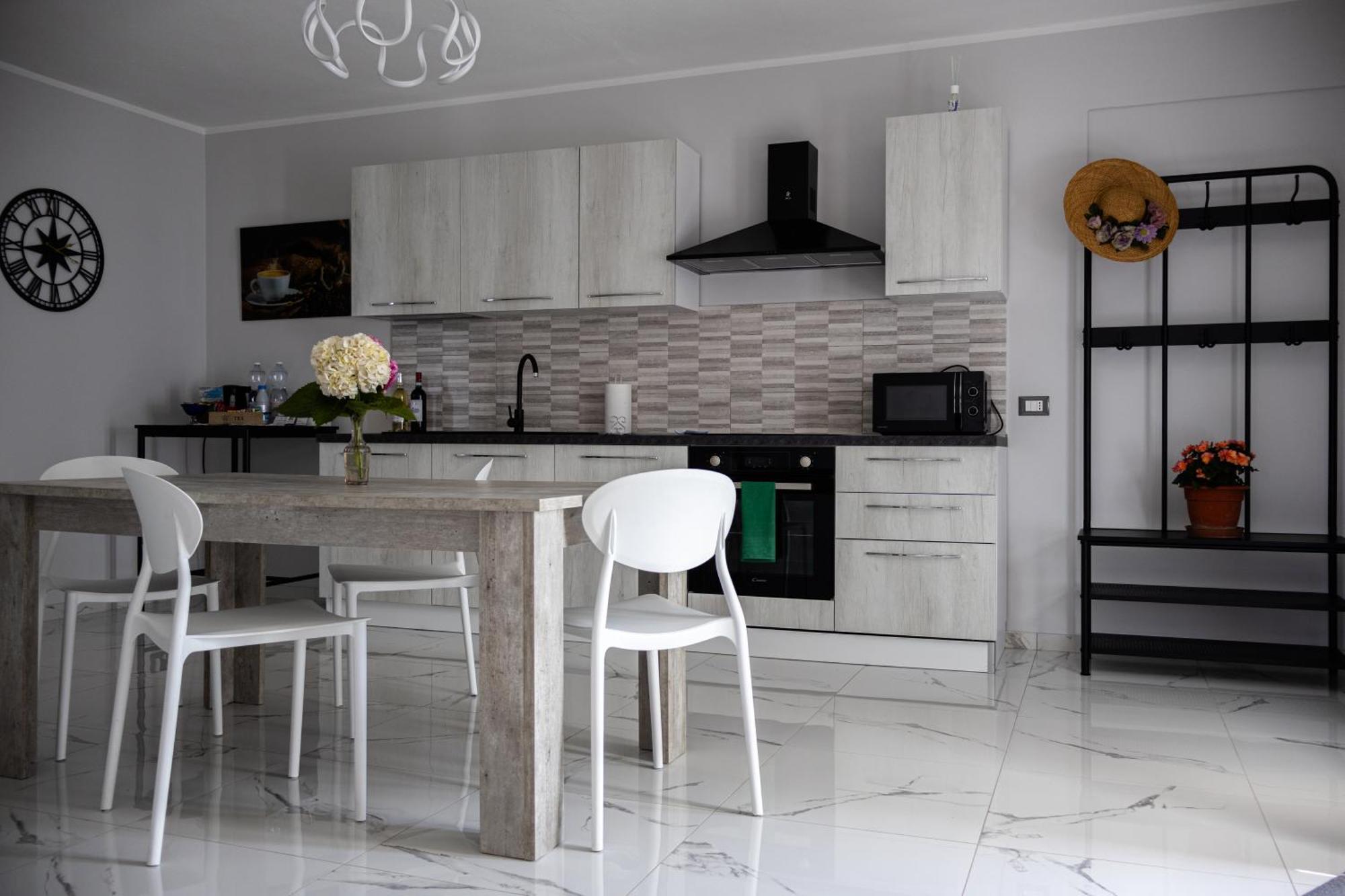 Roero Sunset Apartment Govone Ngoại thất bức ảnh